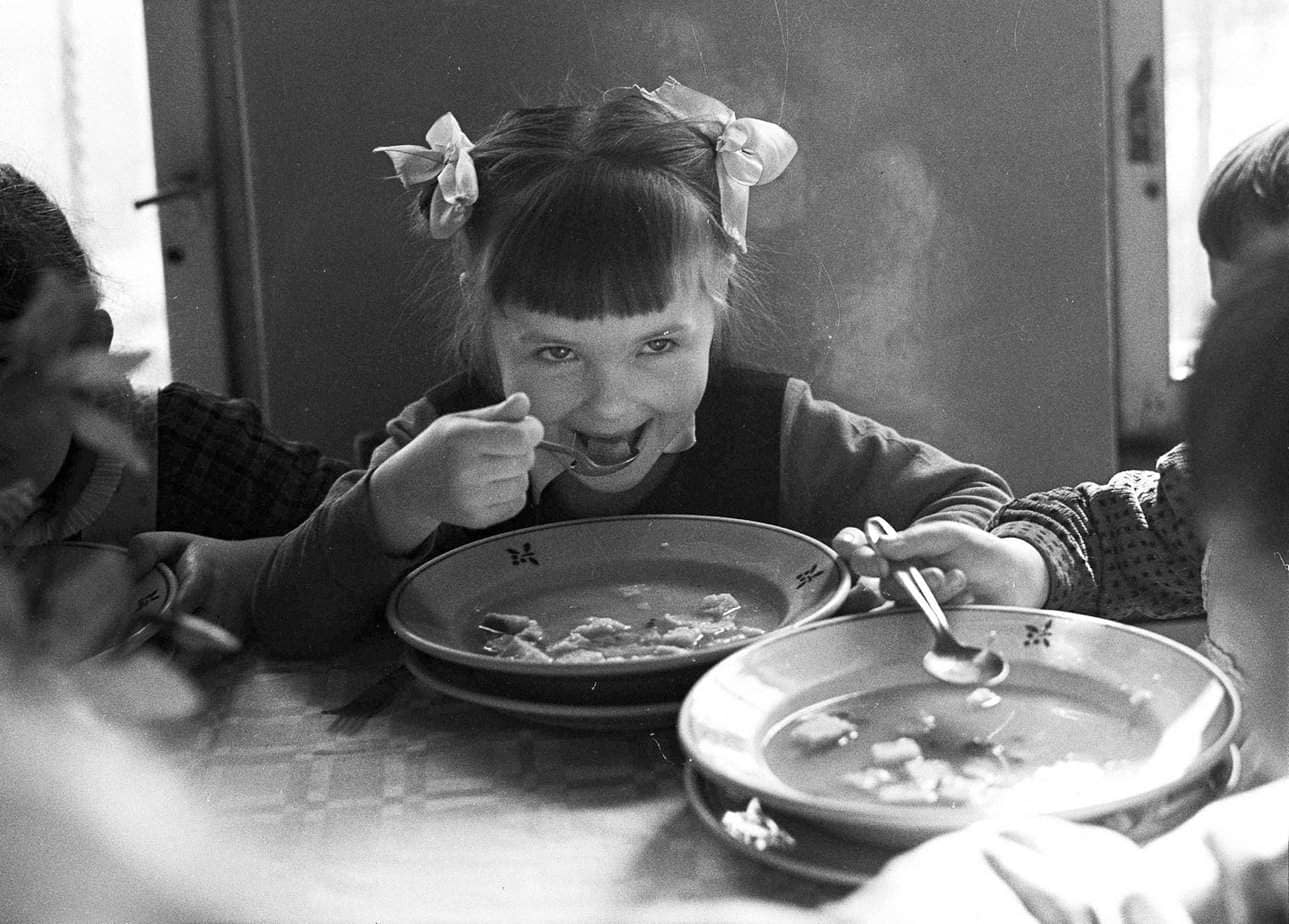 Effects of communism block the use of branding, History of food advertising.