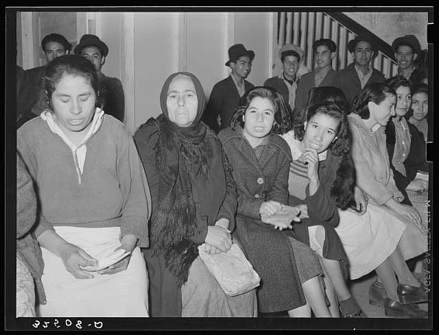 Mexican Pecan Workers After The 1938 Pecan Shellers Strike