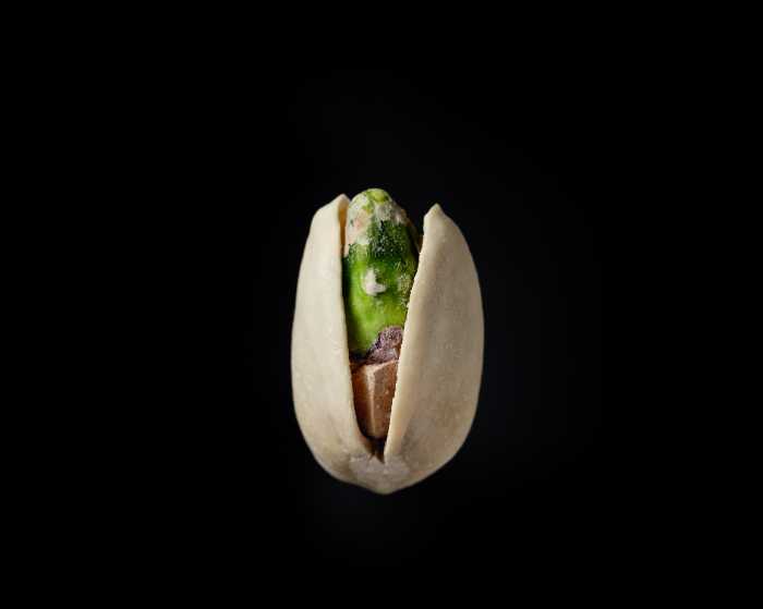 Smoking Cessation From Eacting Pistachios